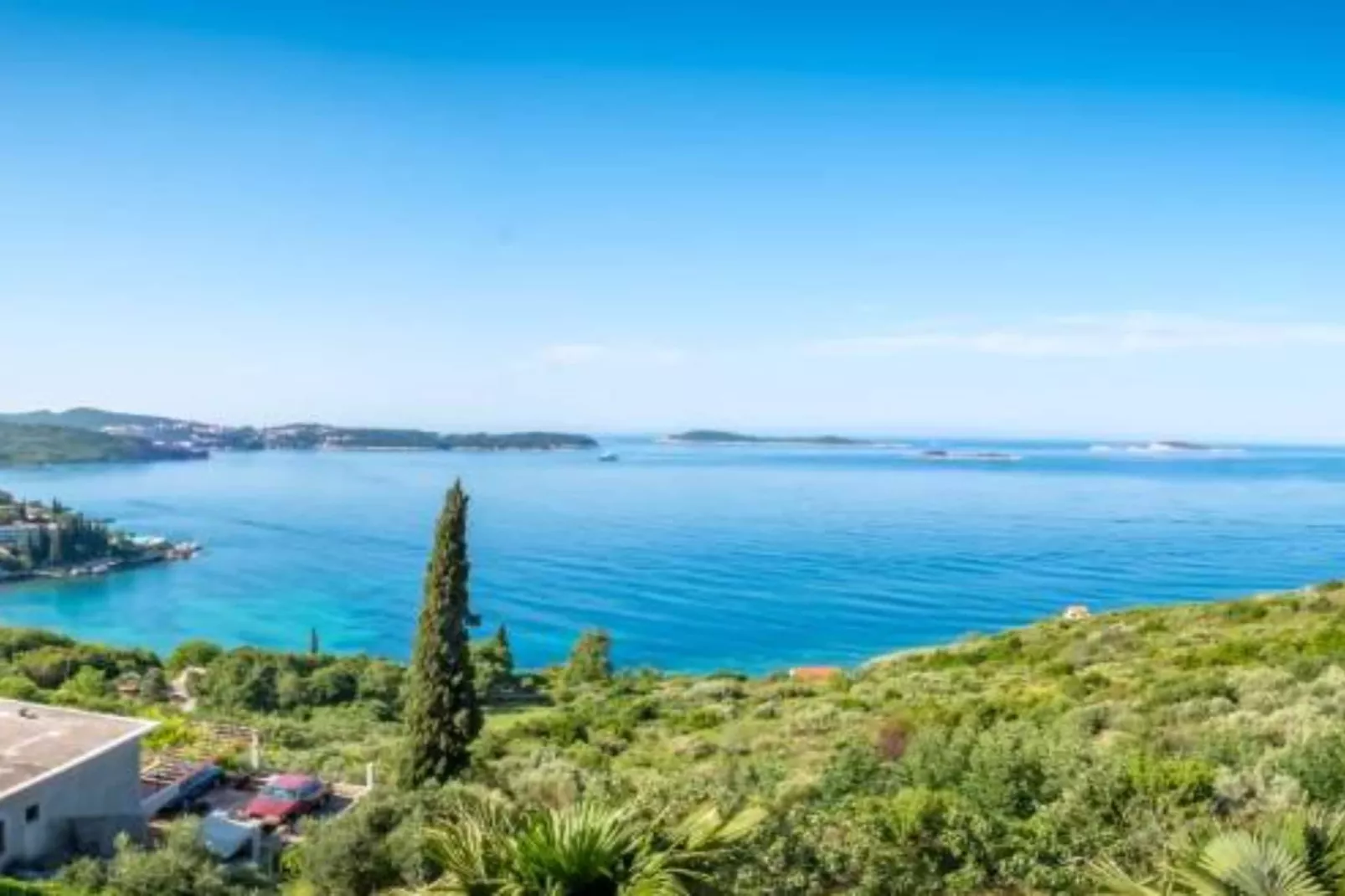Apartments & Rooms Barišić - Standard Double Room with Patio and Garden View (First floor-Soba 4) - Sfeer