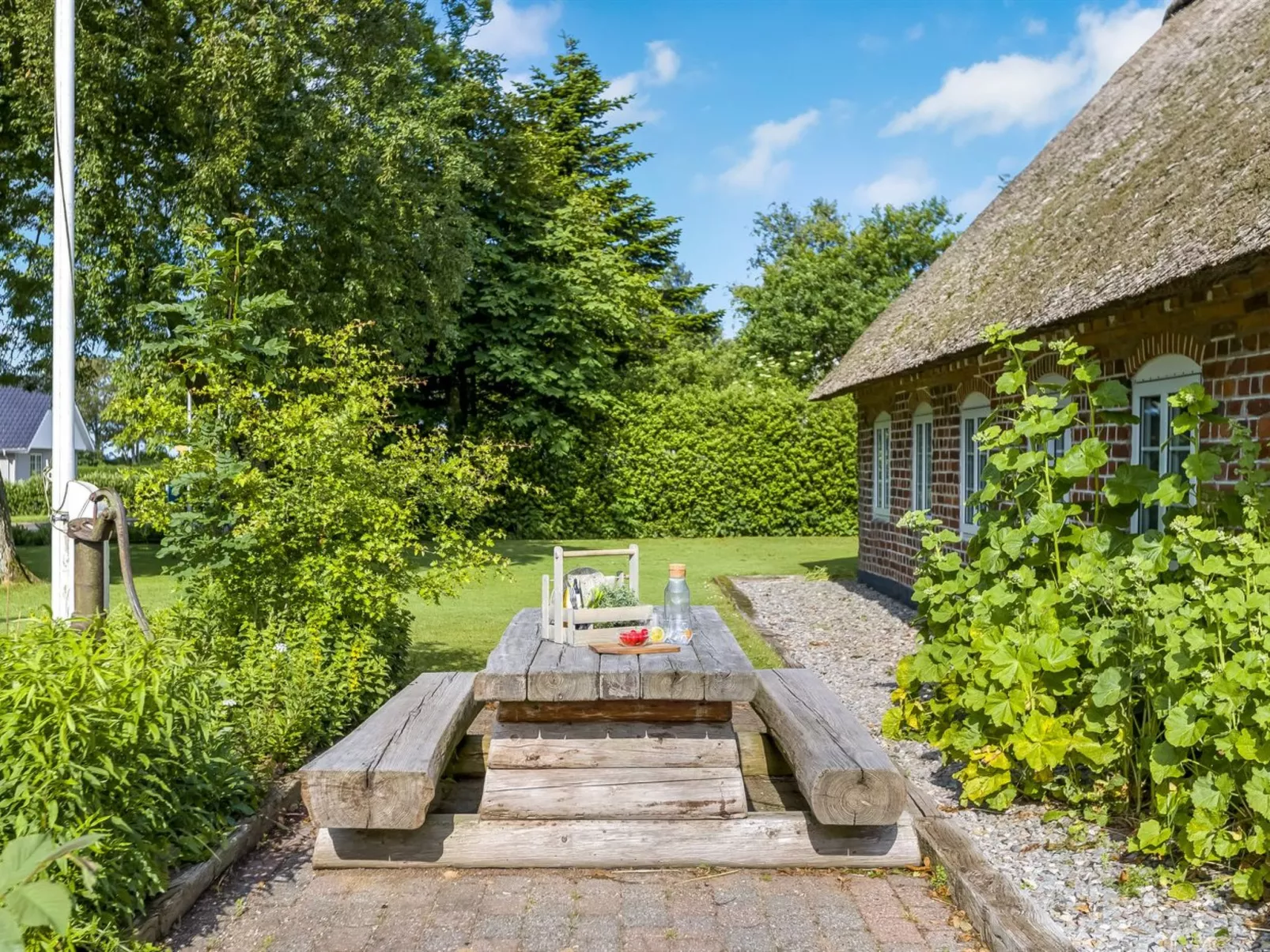 "Tuki" - 10km from the sea-Buiten