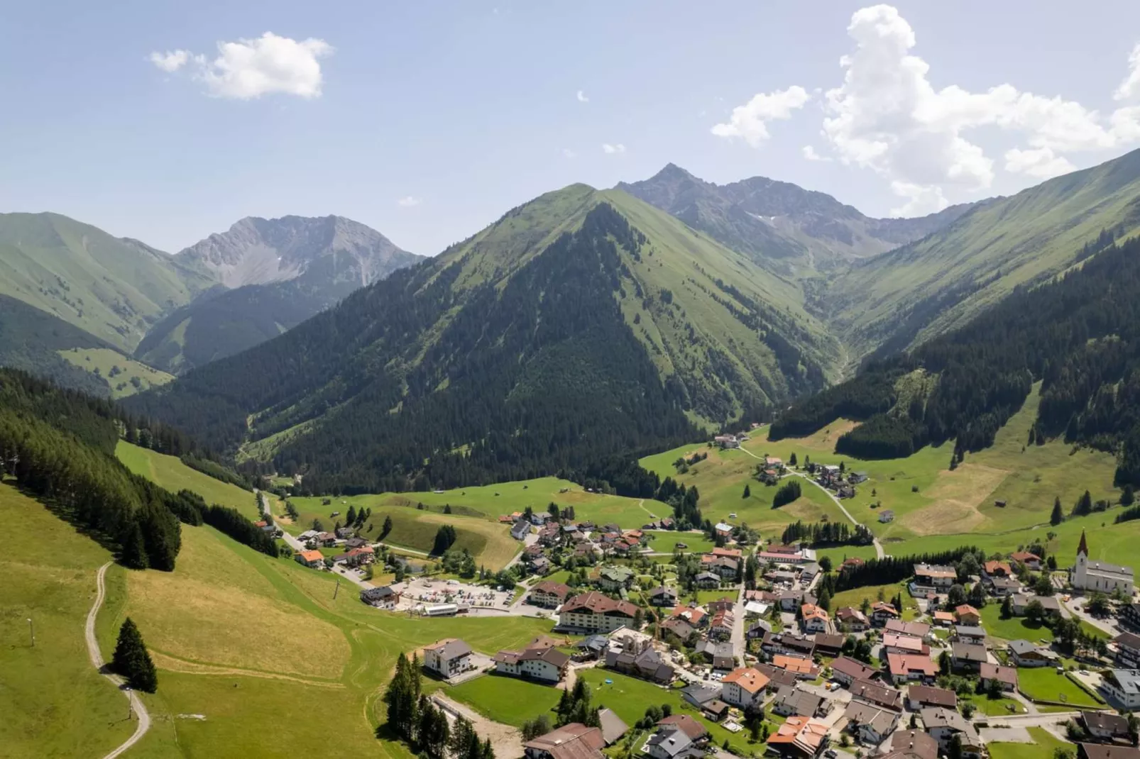 Bergresort Berwanger Hof 3-Gebieden zomer 1km