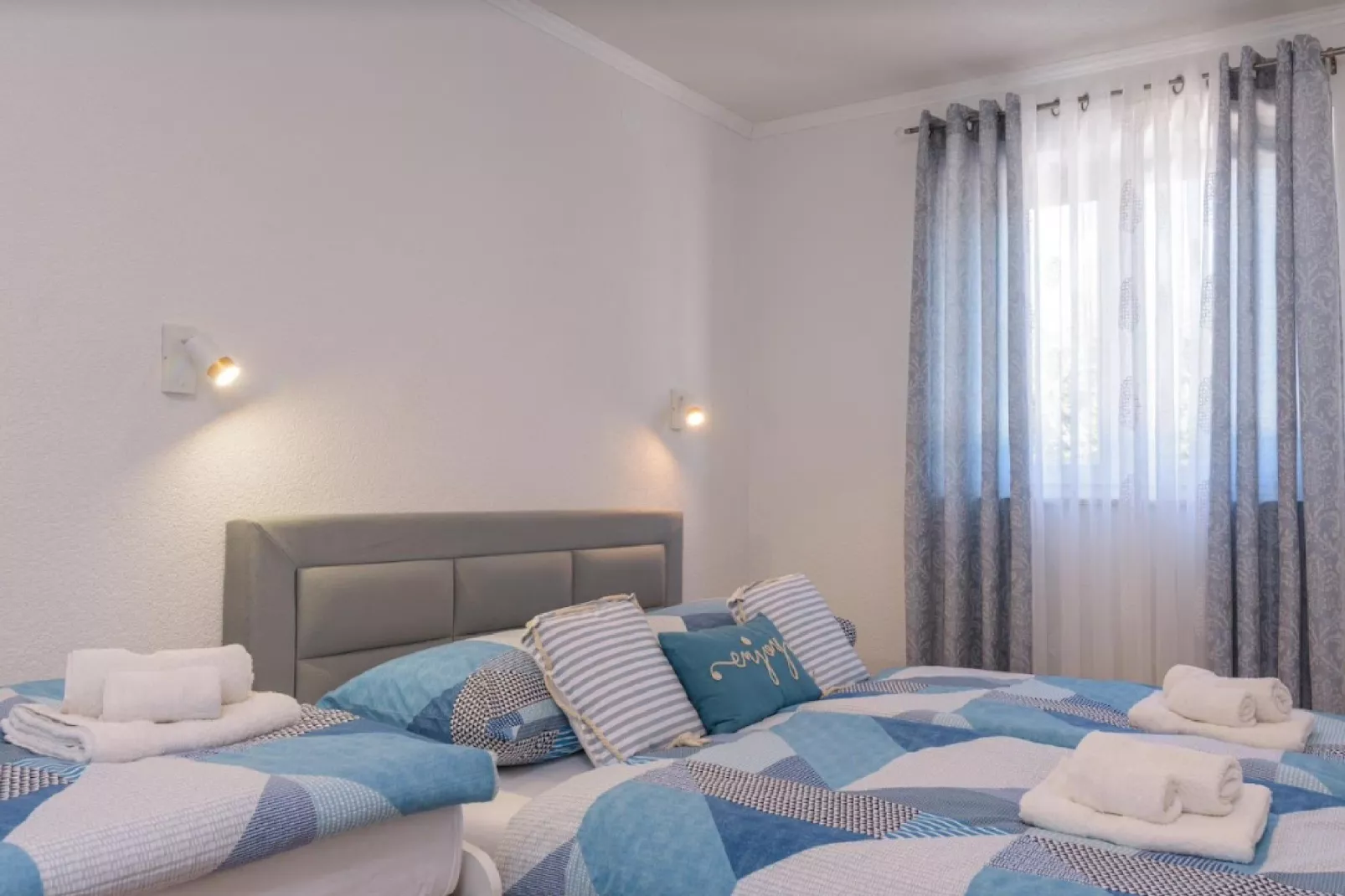 Apartments Vujina - One Bedroom apartment and Balcony 4 (Antonio)-Slaapkamer