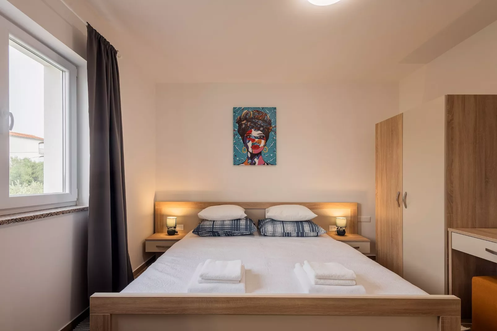 Holiday Home Milutin 1 - Four Bedroom Holiday Home with Private Pool-Slaapkamer