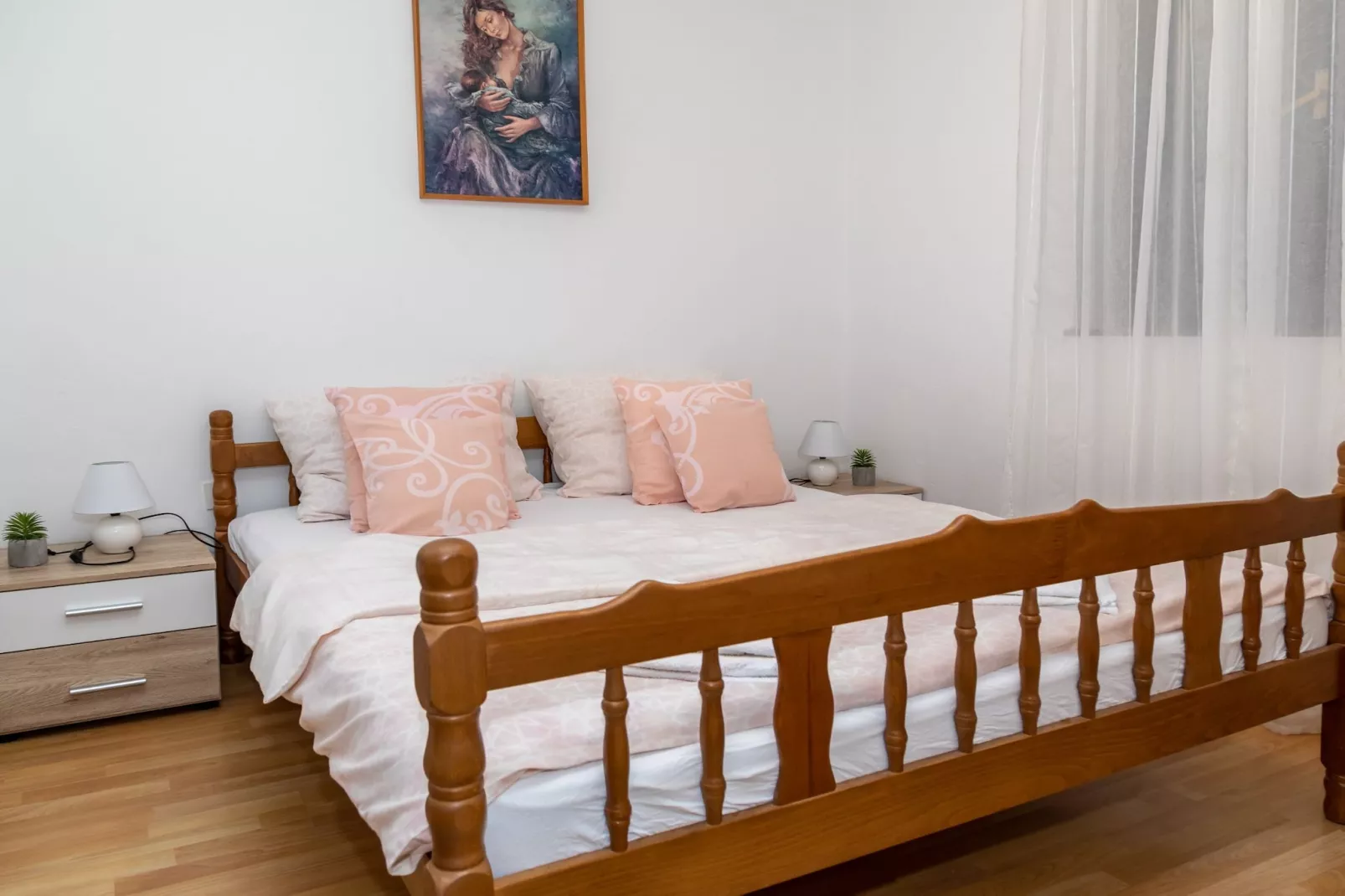 Apartments Luka & Leona - Two Bedroom Apartment with Balcony Luka-Slaapkamer