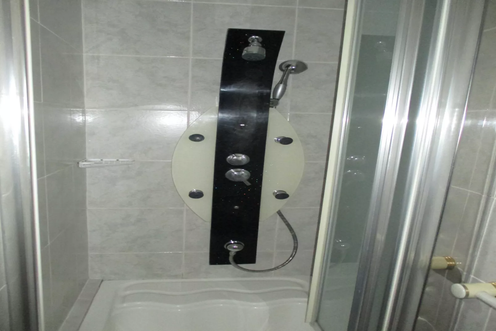 Guest House Villa Daniel - Two Bedroom Apartment with Balcony-Badkamer