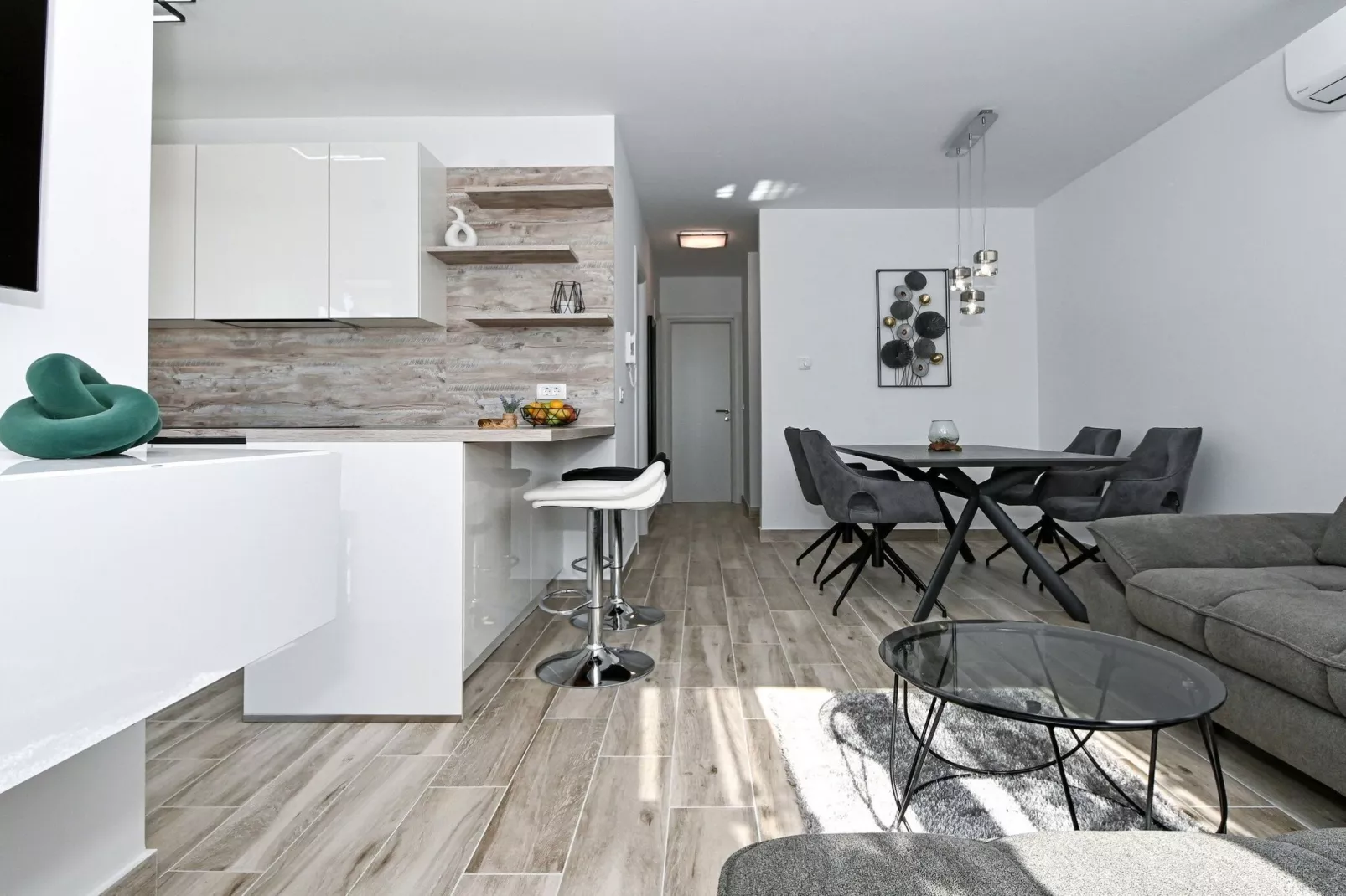 Two Bedroom Apartment-Keuken