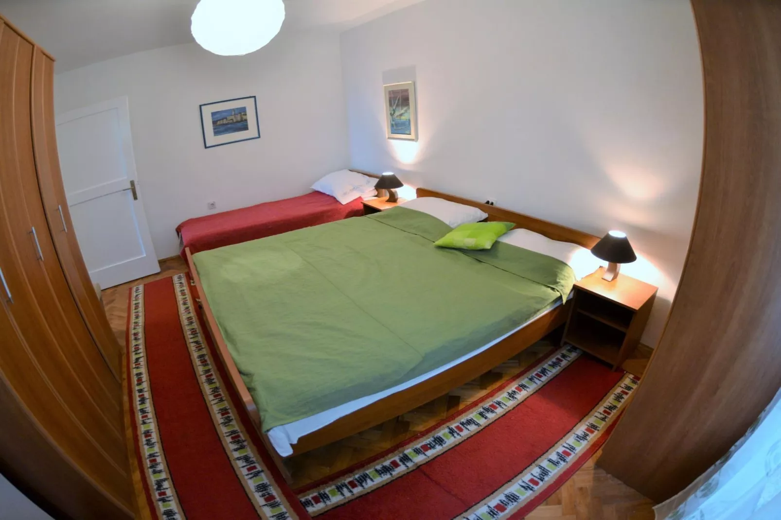 Bright and Breezy Apartment with Terrace and Sea View - Two Bedroom Apartment with Terrace and Sea View-Slaapkamer