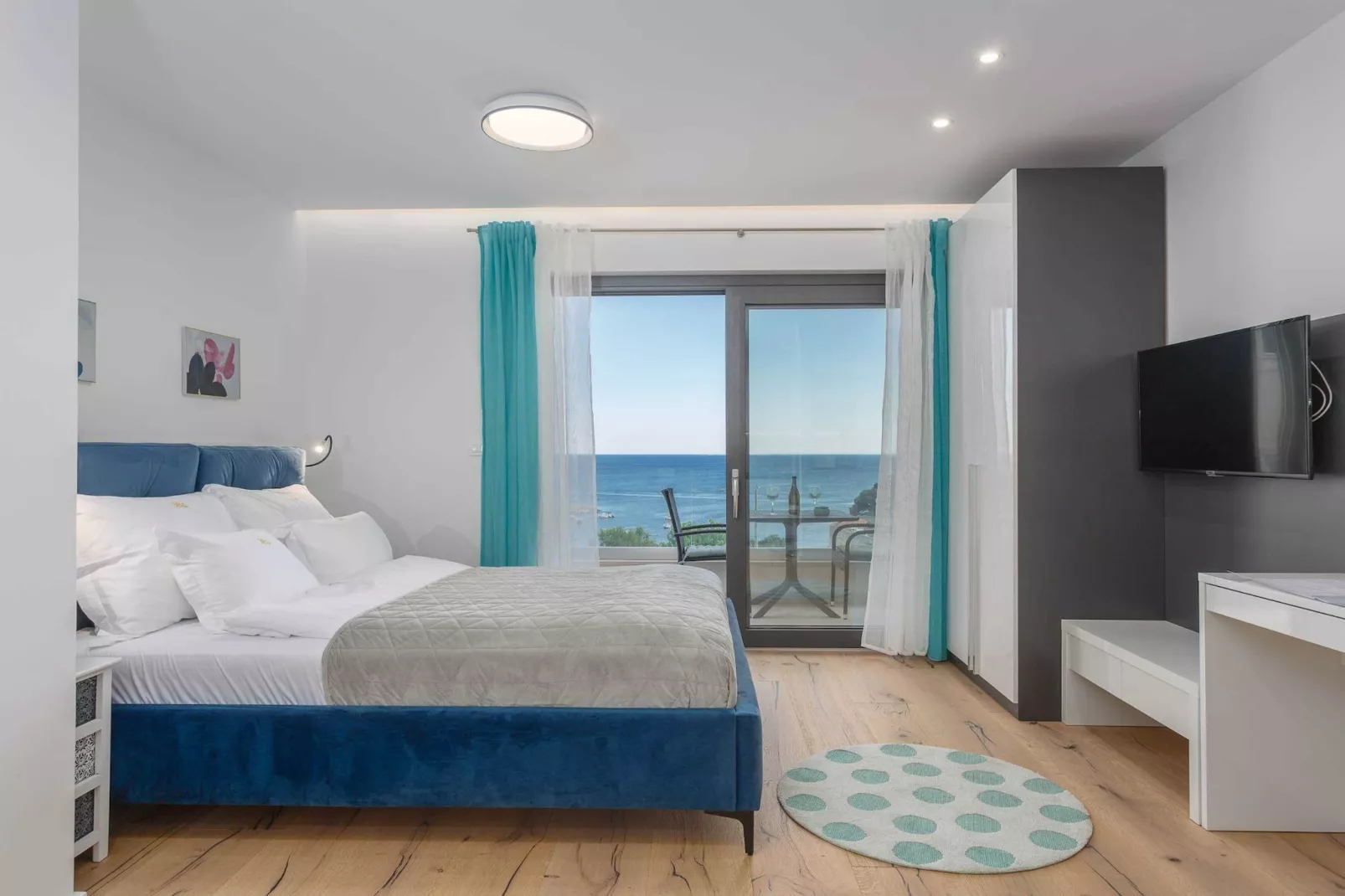 Luxury Beachfront Krk Apartments with Terrace - Studio Apartment with Terrace-Slaapkamer