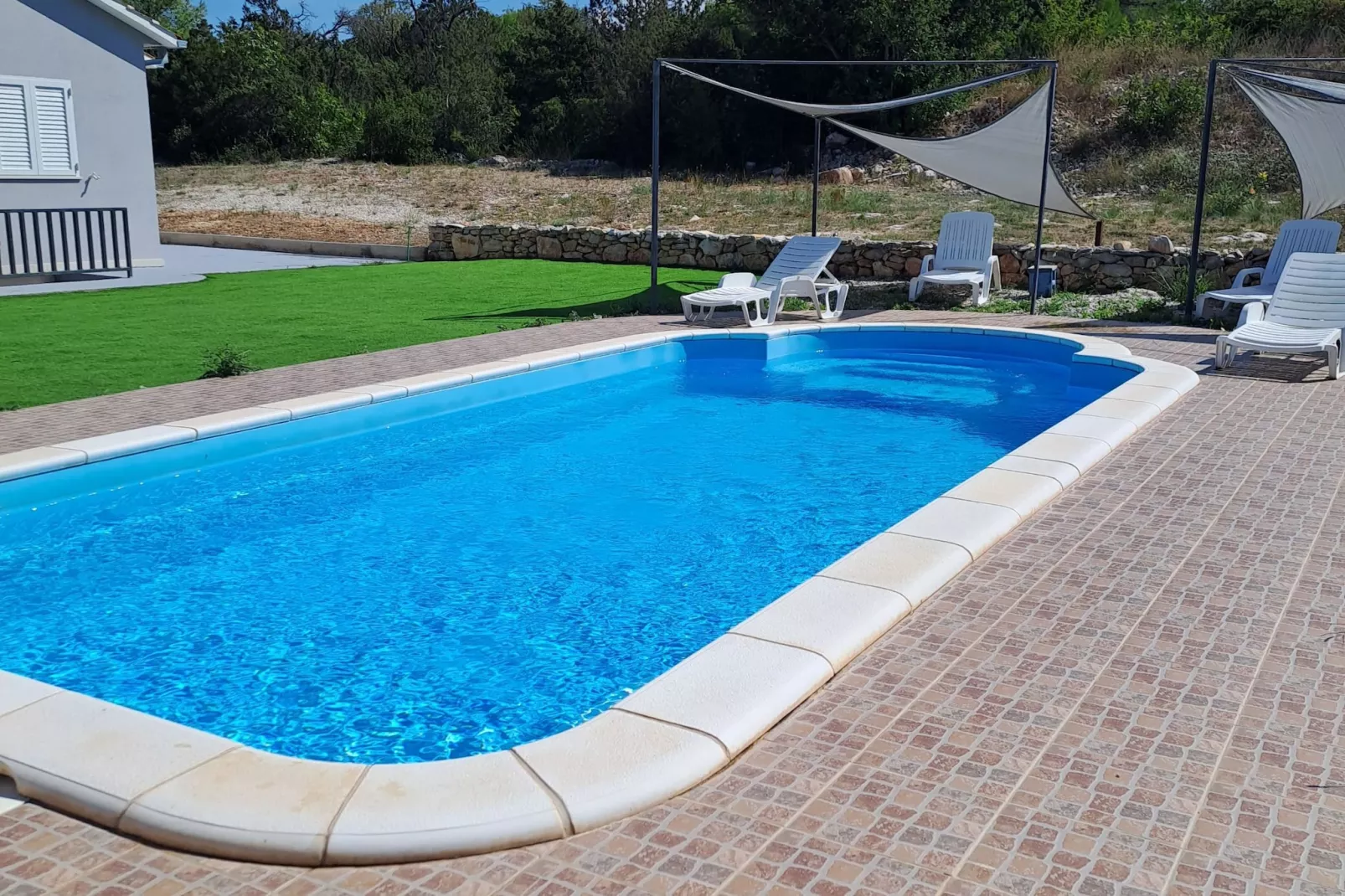 Nane Garden house with heated pool-Zwembad