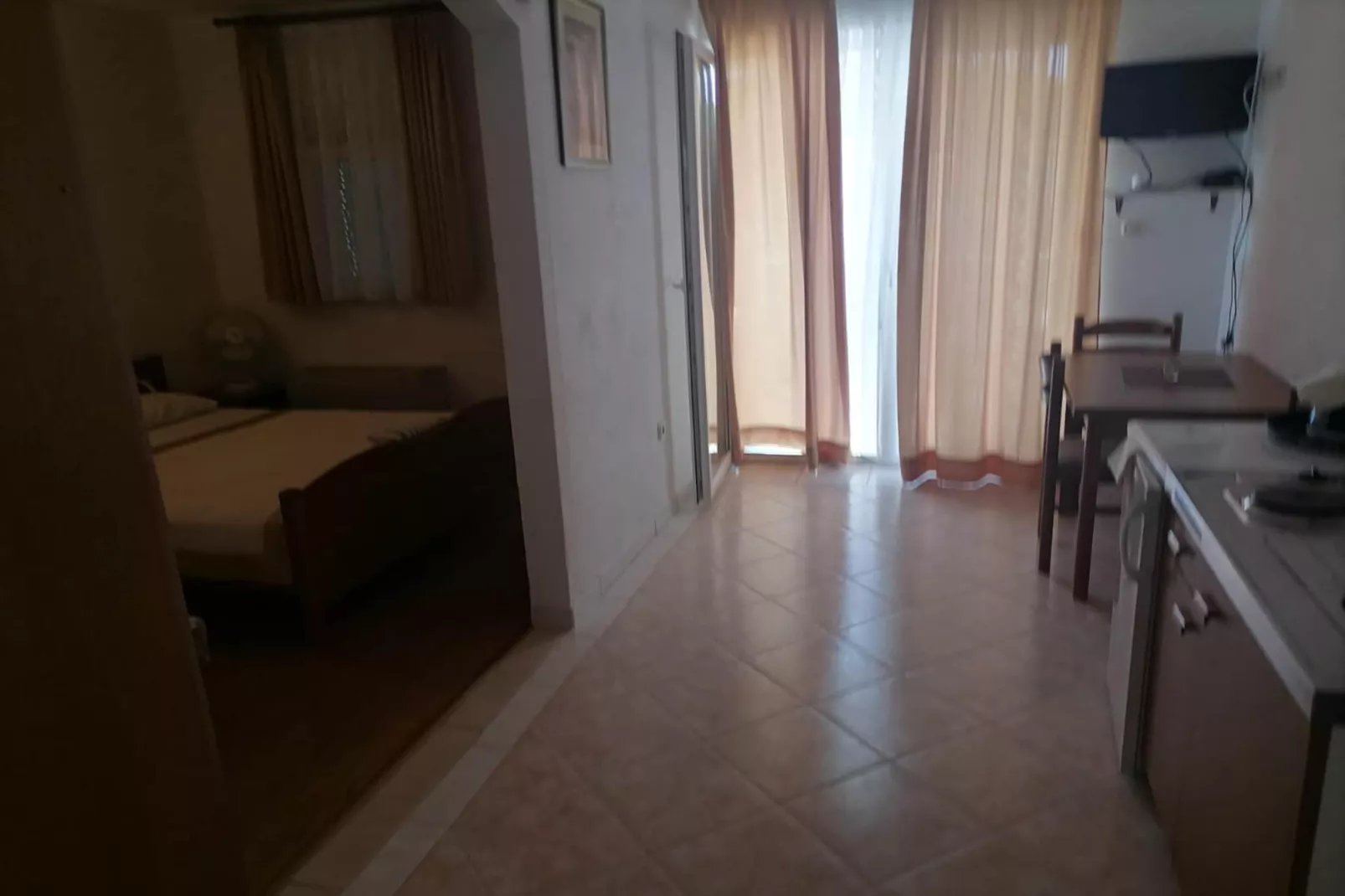 Apartments Libertas - Studio with Balcony and Sea View -  (8)-Binnen