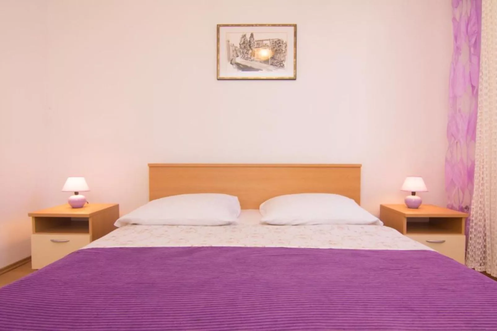 Apartment Magdic - Two Bedroom Apartment with Terrace-Slaapkamer