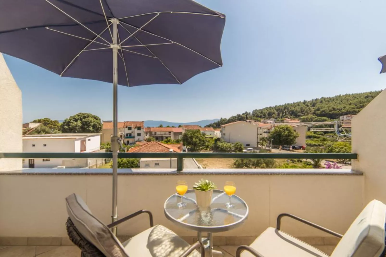 Apartments Nmn - Studio Apartment with Balcony 3-Terrasbalkon