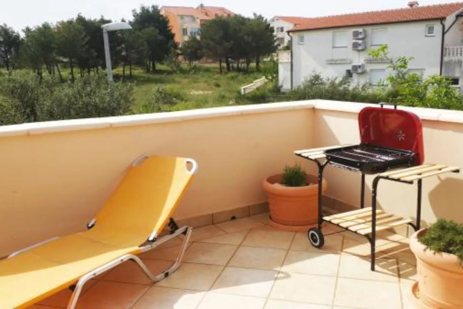 Apartments Dea & Paula - Classic Two Bedroom Apartment with Terrace-Terrasbalkon