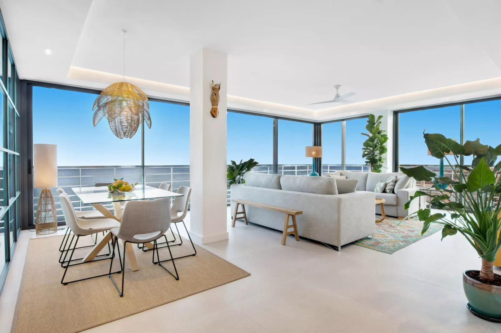 1009 Torre-Woonkamer