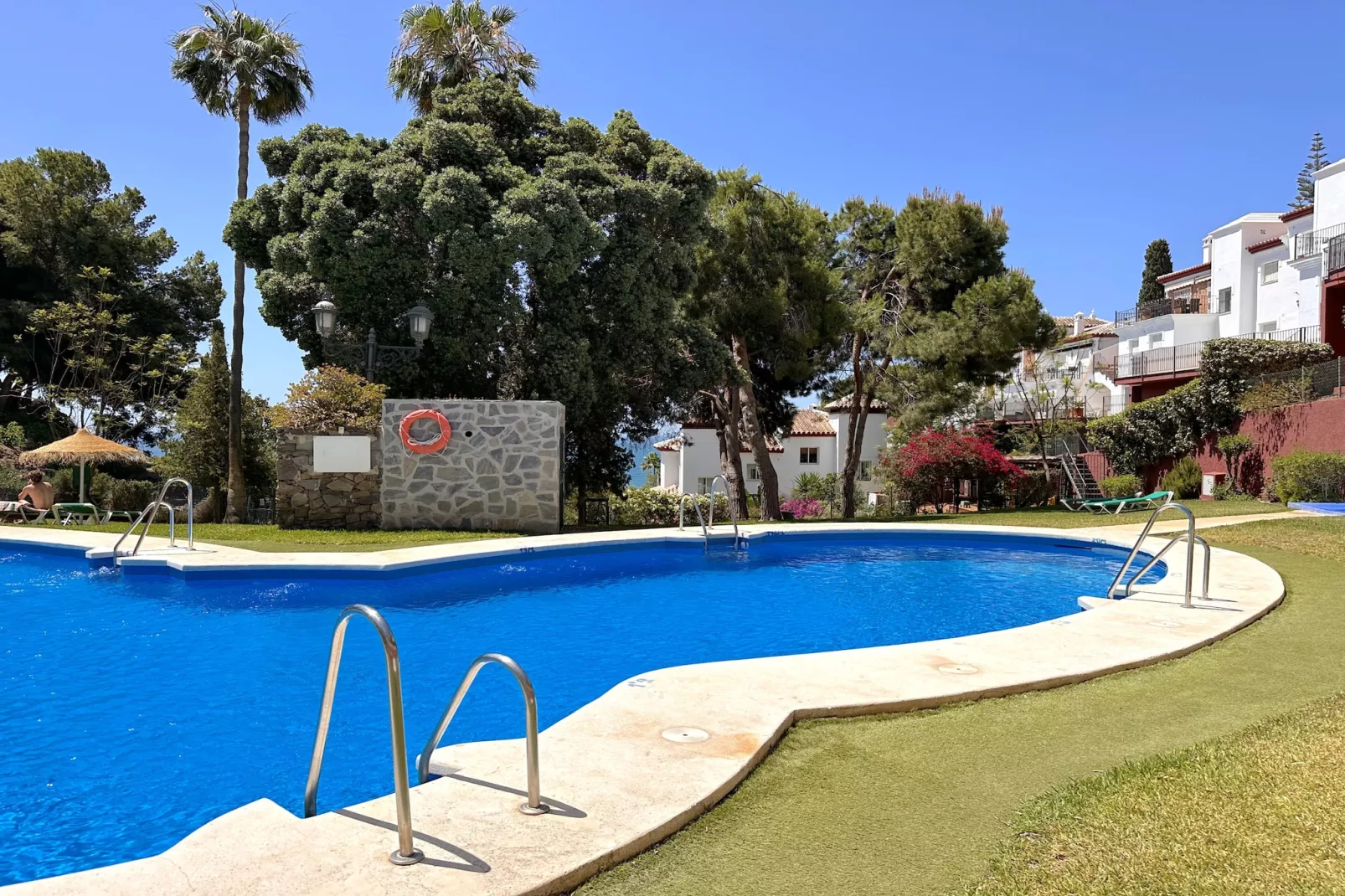 Ladera del Mar 32 by Casasol-Zwembad