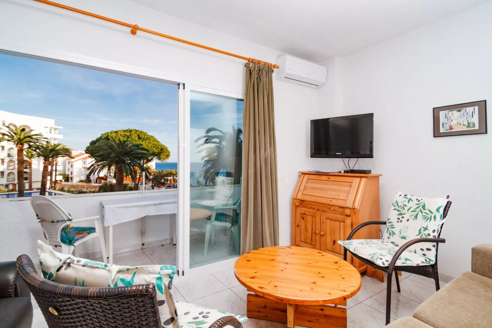 Carabeo 16 Studio by Casasol-Woonkamer