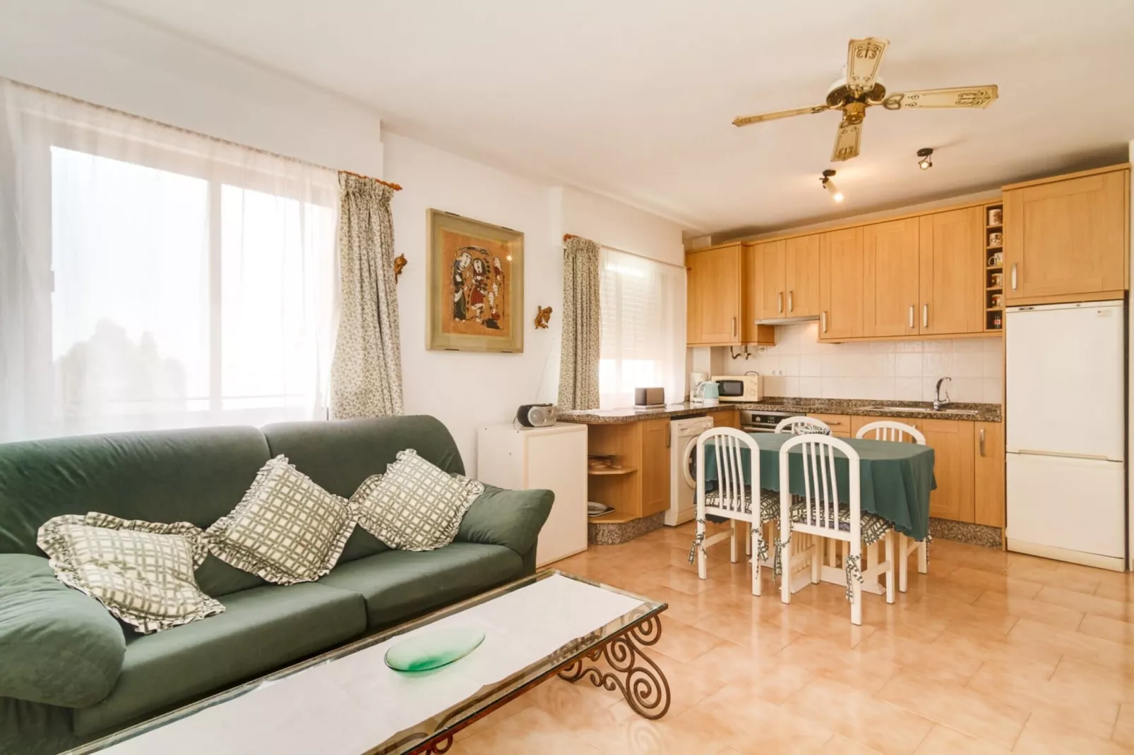 Carabeillo 13 Apartments by Casasol-Woonkamer
