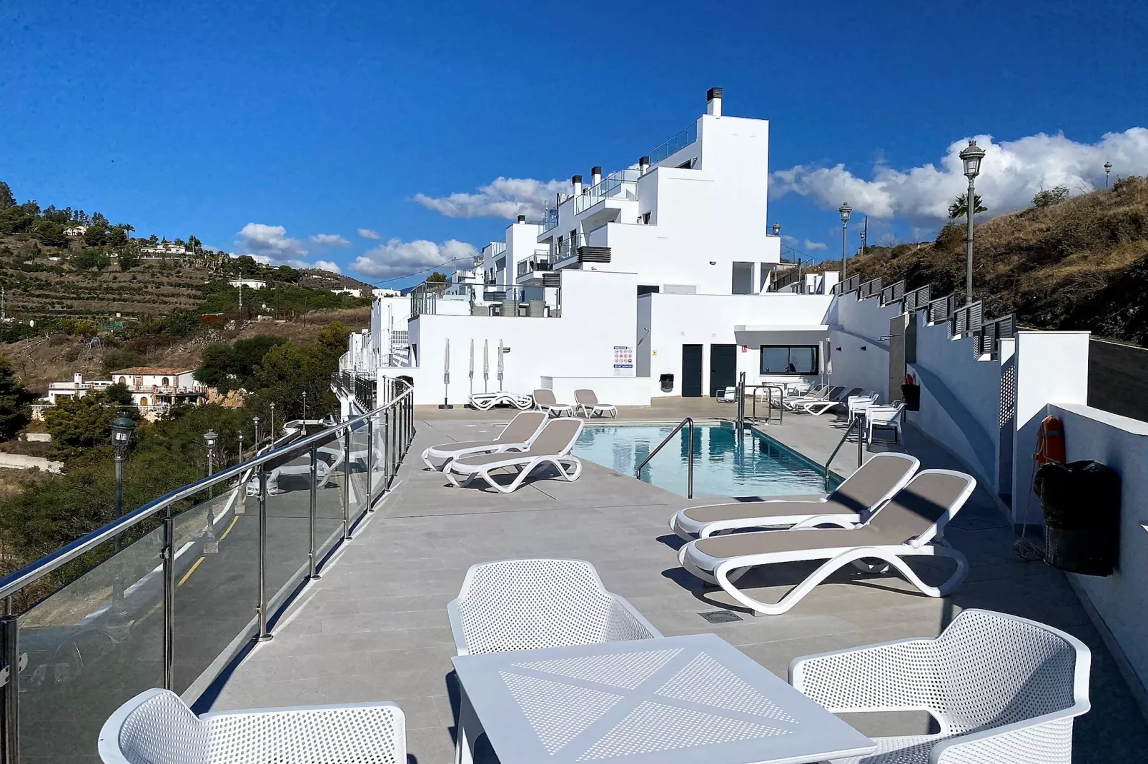 Penthouse Balcon del Mar 124 by Casasol-Zwembad
