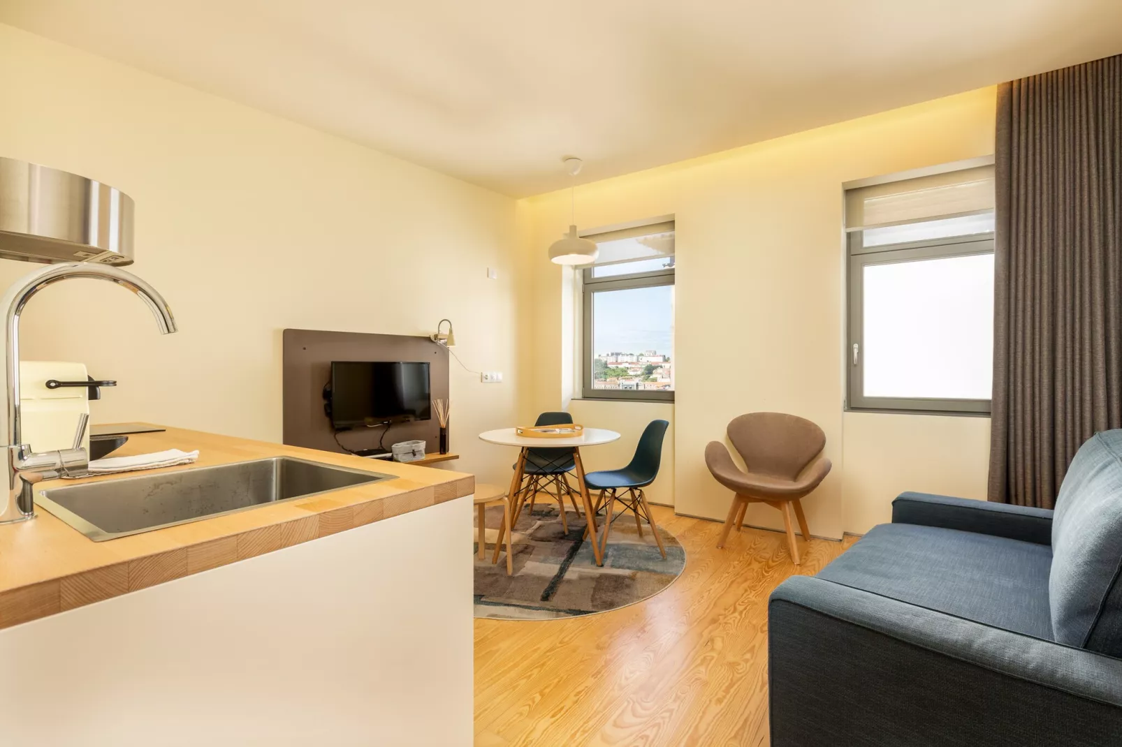 Feel Porto Codeçal Apartment 2.1-Woonkamer