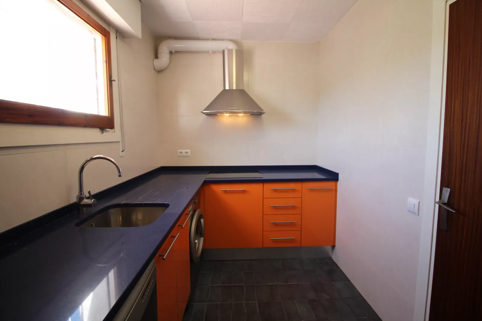 8001-SANT MORI 16 1º 11-Keuken