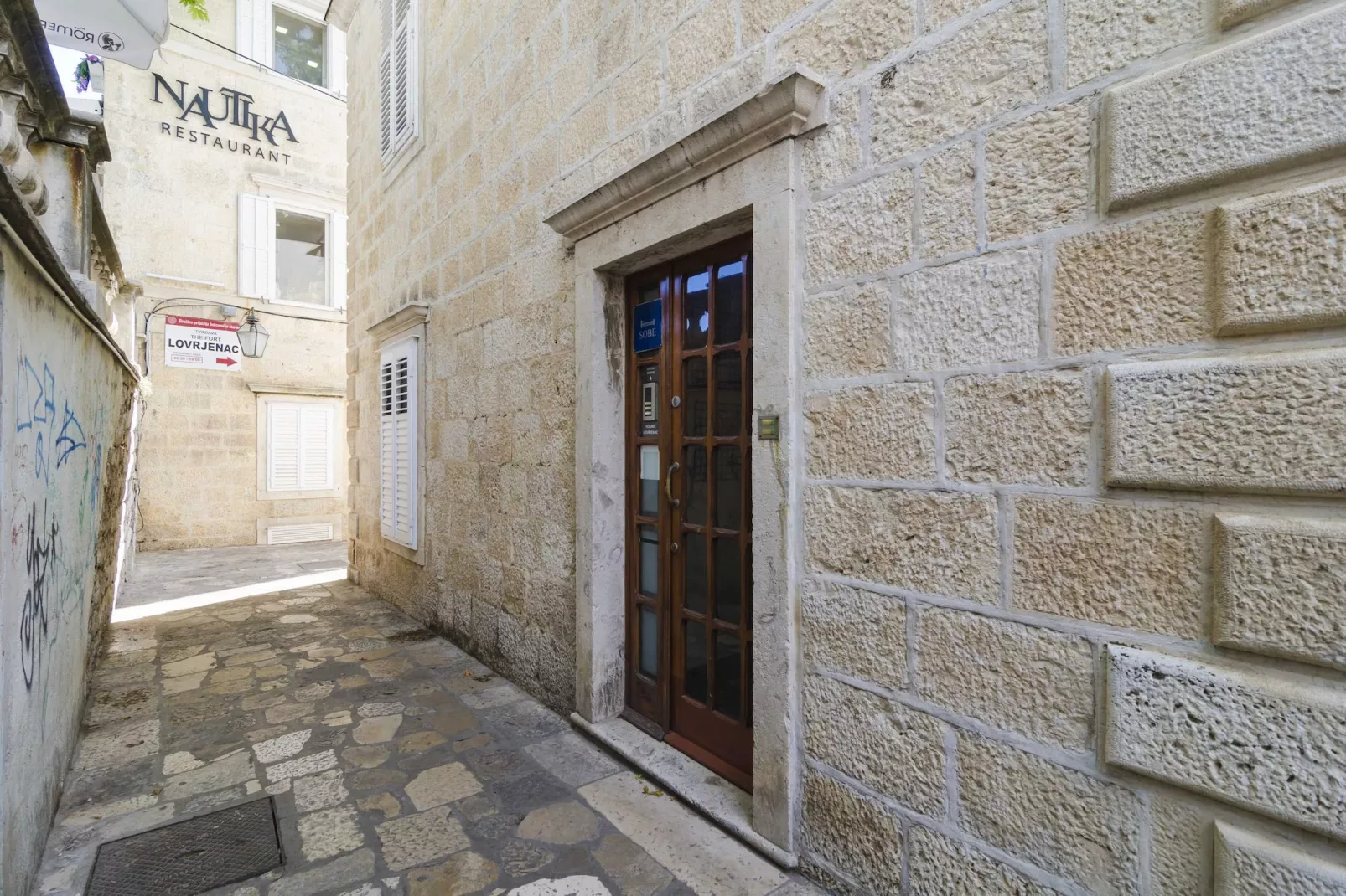 Rooms Lovrijenac -Twin or Double Room (2)-Buitenlucht
