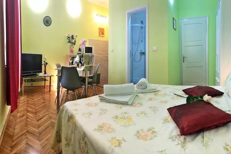 Zen Apartment - One Bedroom Apartment-Slaapkamer