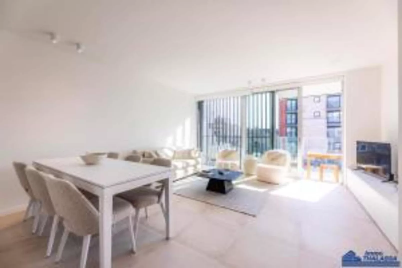 Coxy Dunes B1.0302 + parking 5-Eetkamer