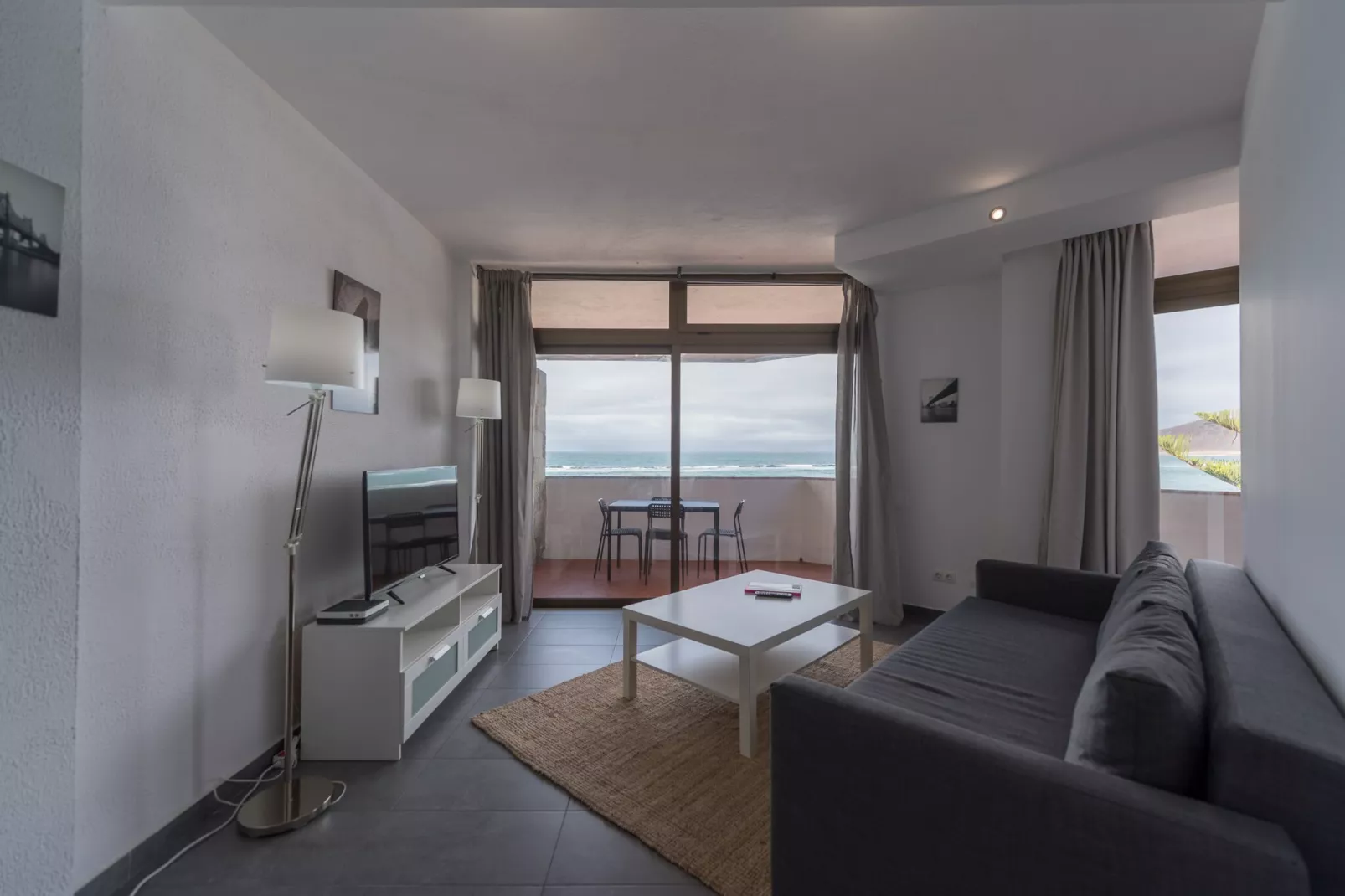 Vista Dorada al mar balcón-Wifi By Canariasgetaway-Woonkamer