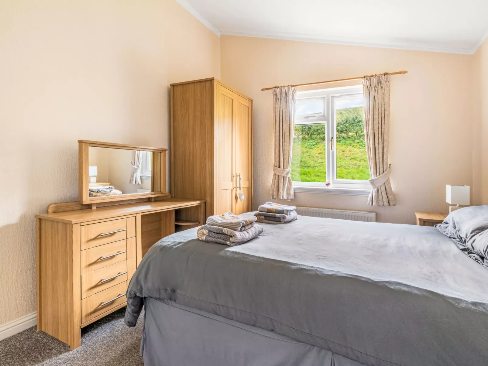 Loch Side Lodge 5-Binnen