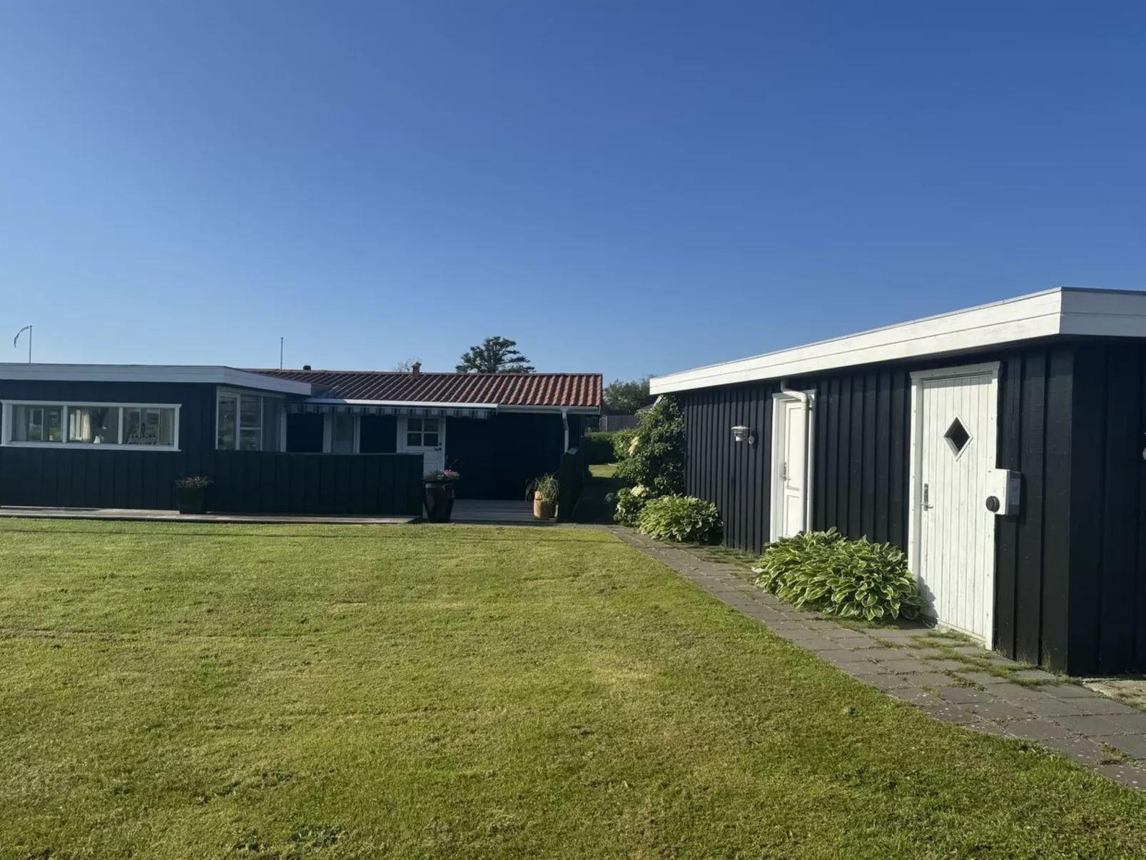 "Thit" - 90m from the sea-Buiten