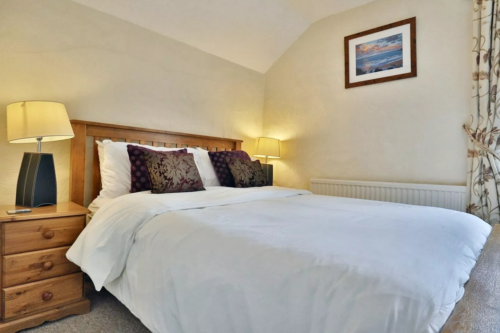 Hayloft Cottages-Slaapkamer