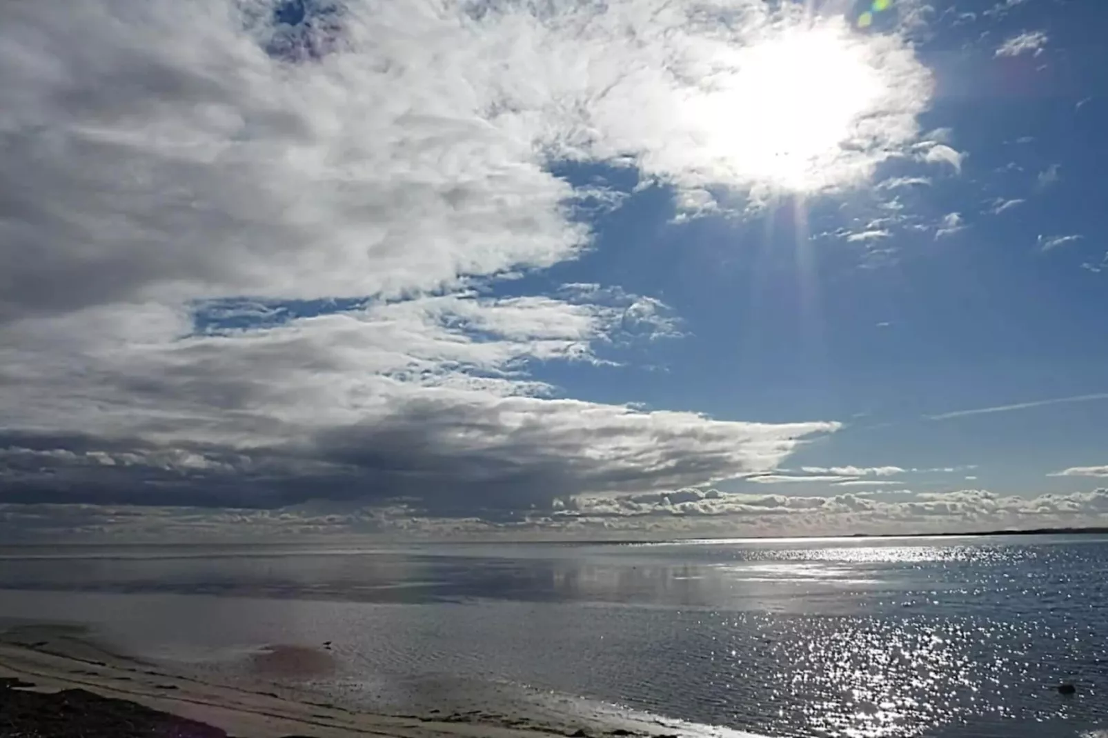 Lichte kustschuilplaats in LyngsAY-By Traum-Waterzicht
