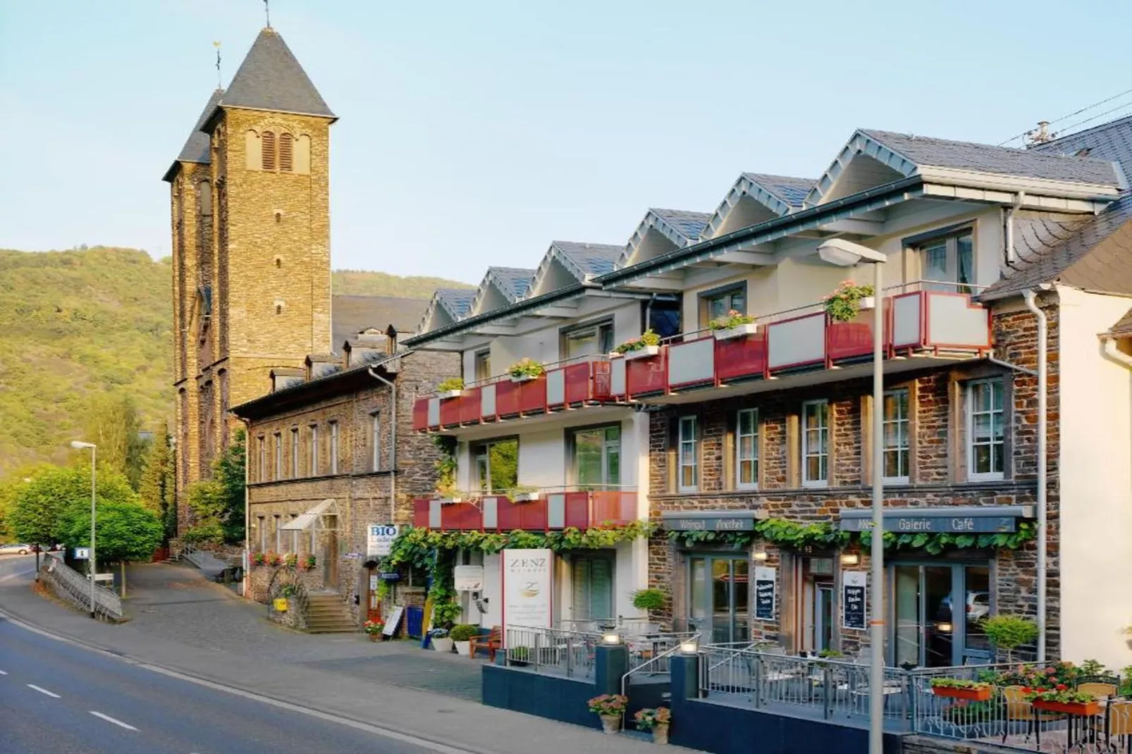 Weingut Hausmann-Gebieden zomer 20km
