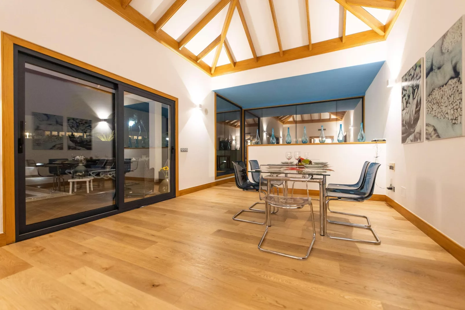 Villa A-Hal-ontvangst