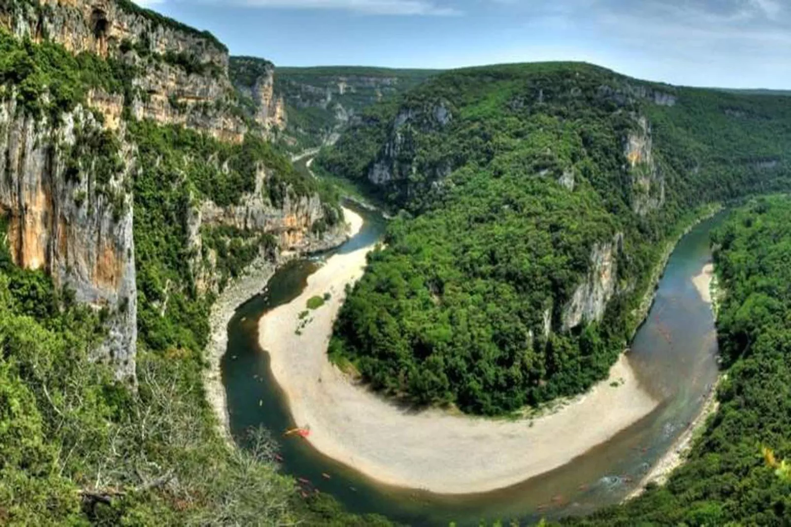 Le Domaine des Hauts de Salavas 3-Gebieden zomer 20km