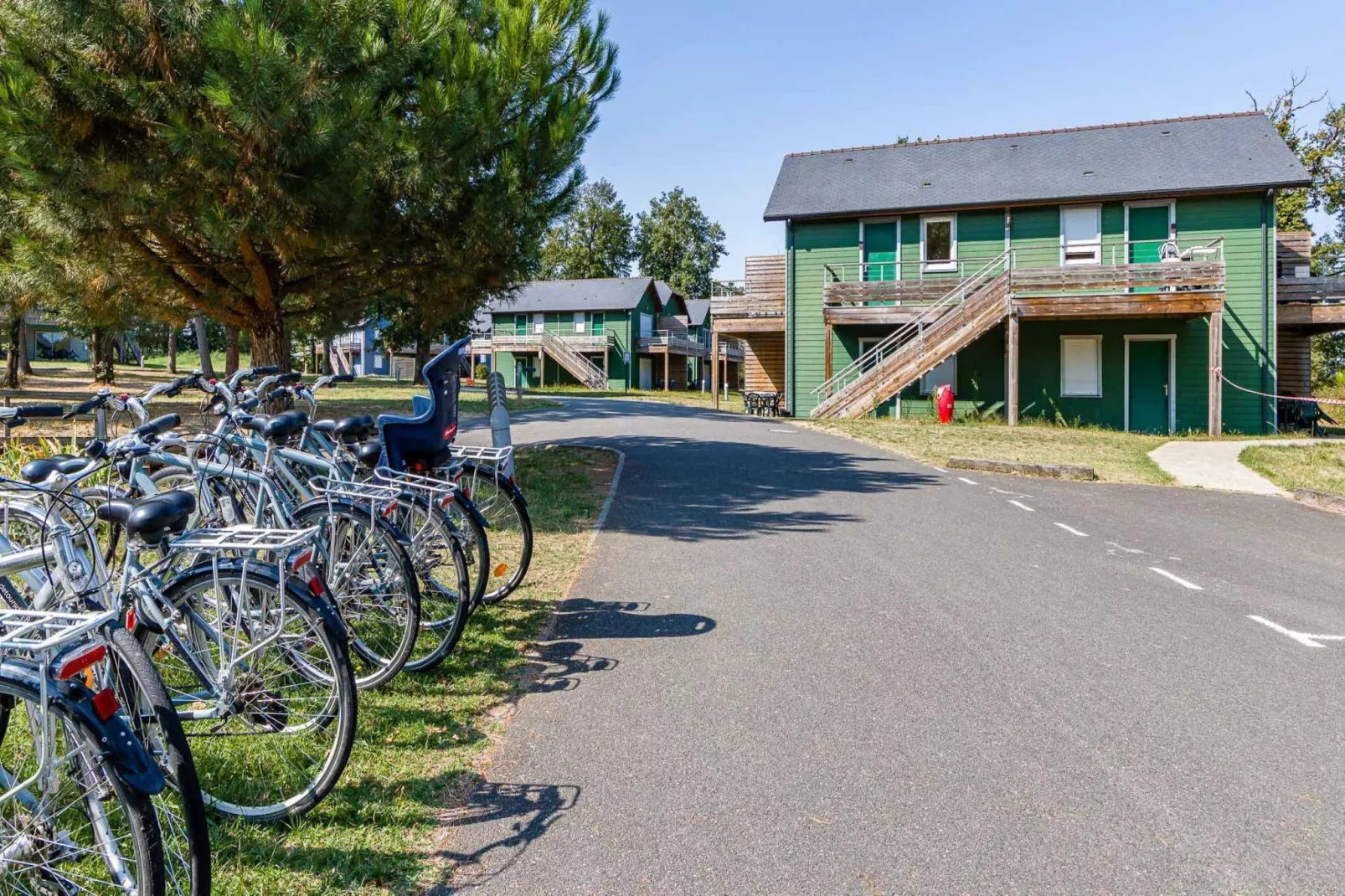 Relais du Plessis 1-Buitenkant zomer