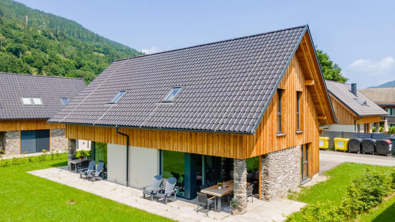 Mountain Chalet Aquarius 5A-Buitenkant zomer