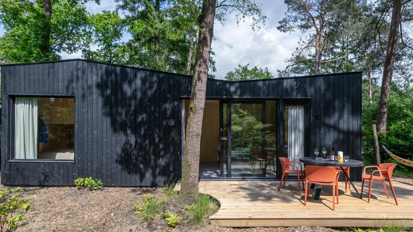 TED Tiny House-Buitenkant zomer