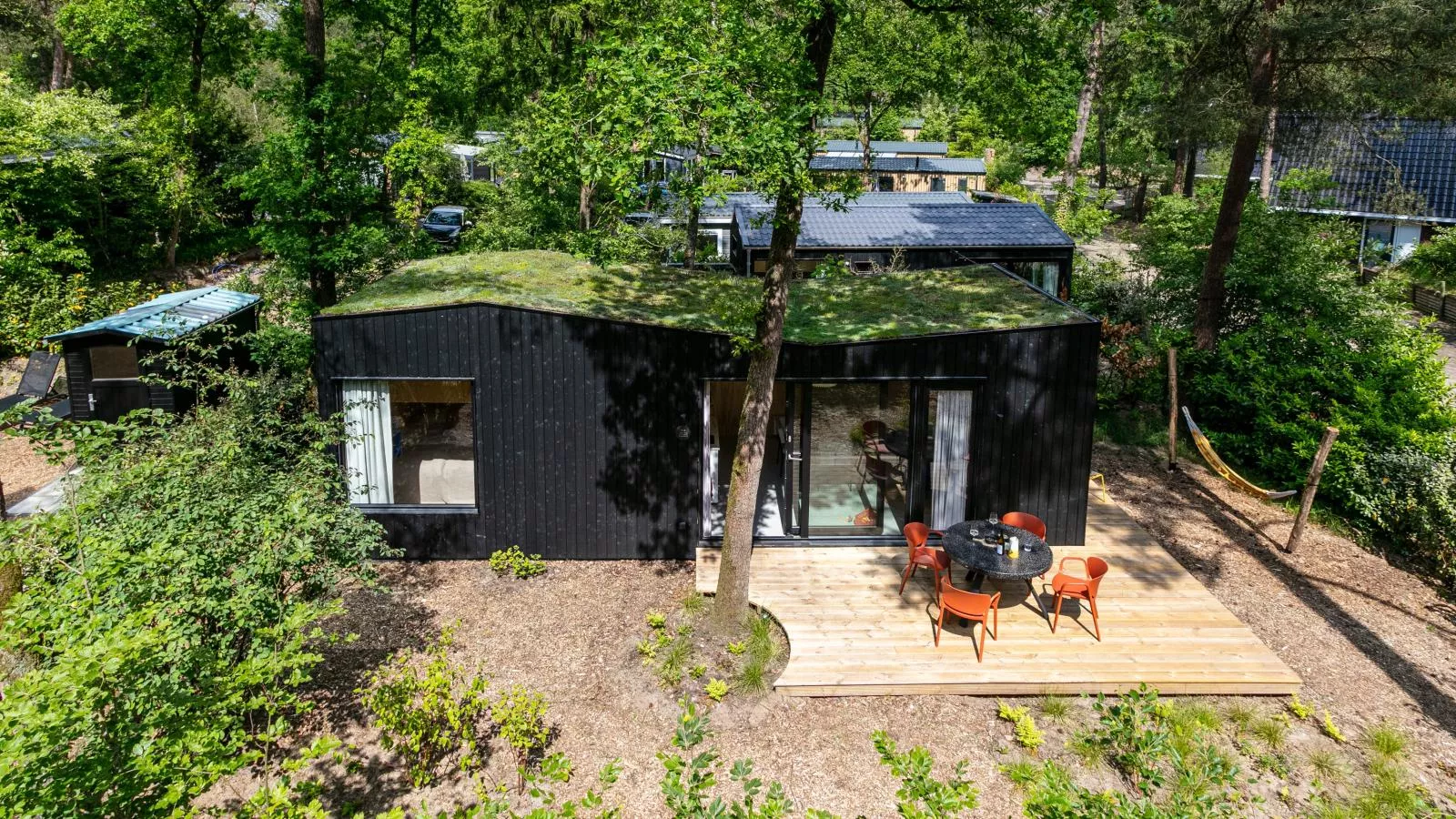 TED Tiny House-Buitenkant zomer