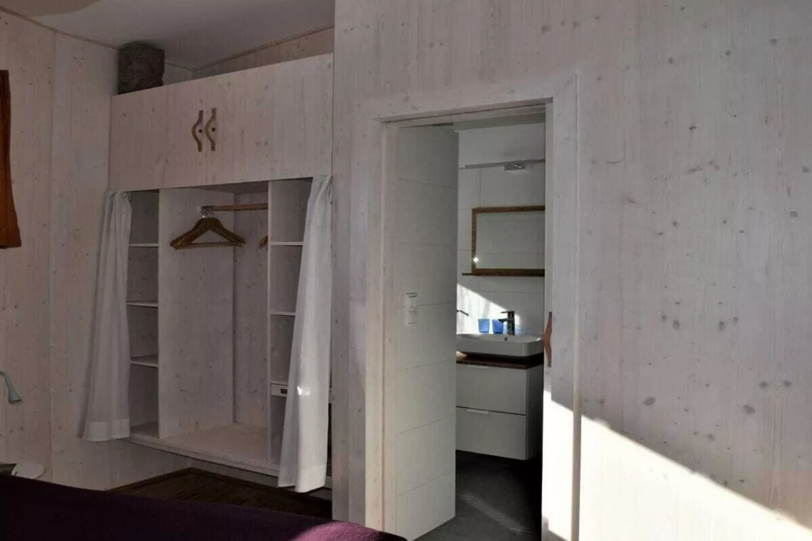 324084-Badkamer