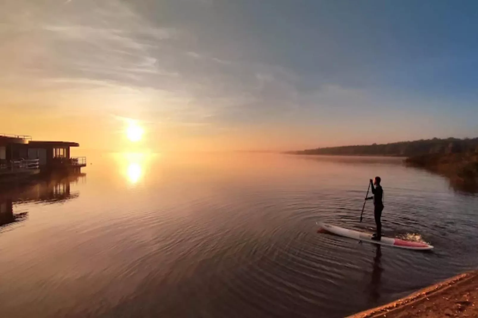 Hausboot am Gräbendorfer See-Gebieden zomer 1km