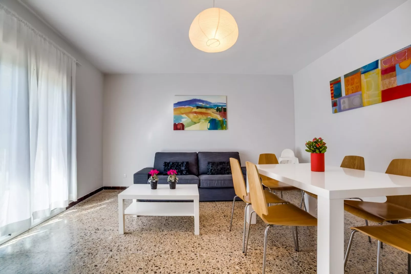 Vivalidays Villa Genis-Woonkamer