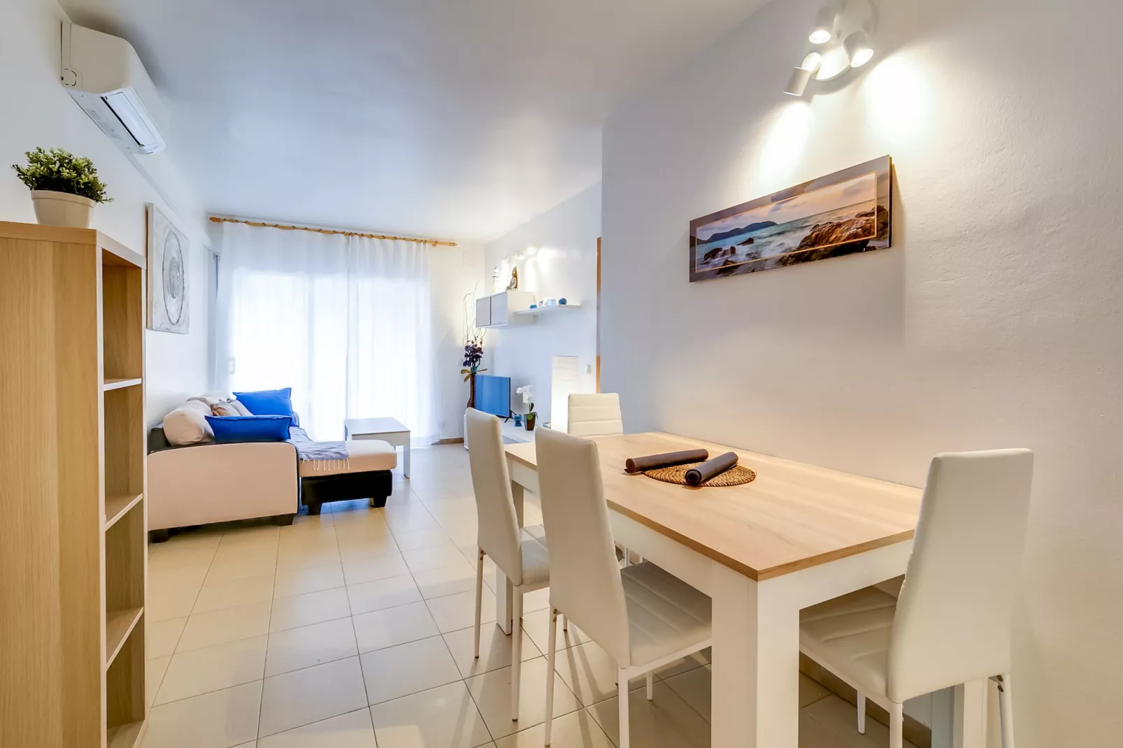 Vivalidays Edurne - Blanes - Costa Brava-Eetkamer