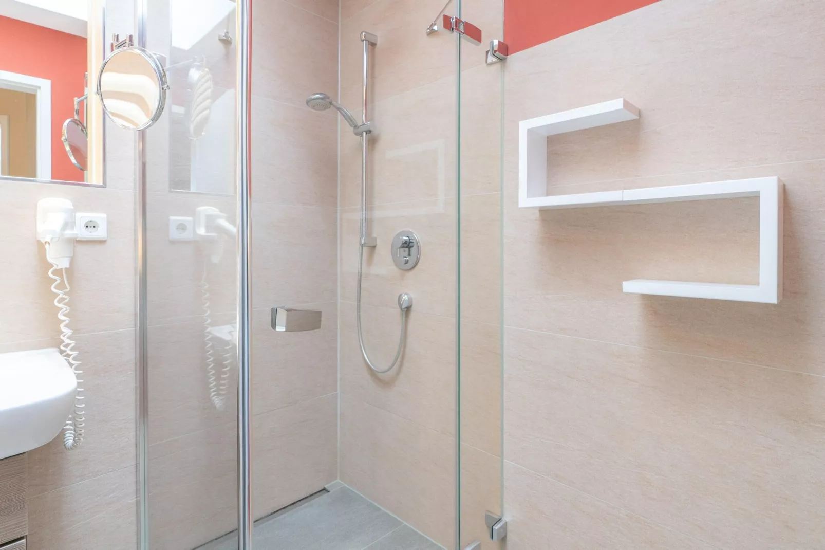 Seepark Sellin - 4 Personen - Badkamer