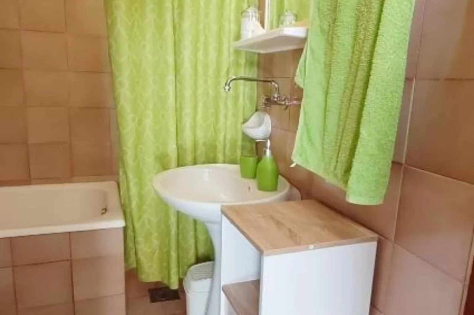 Apartment Suzi - Duplex One bedroom Apartment-Badkamer
