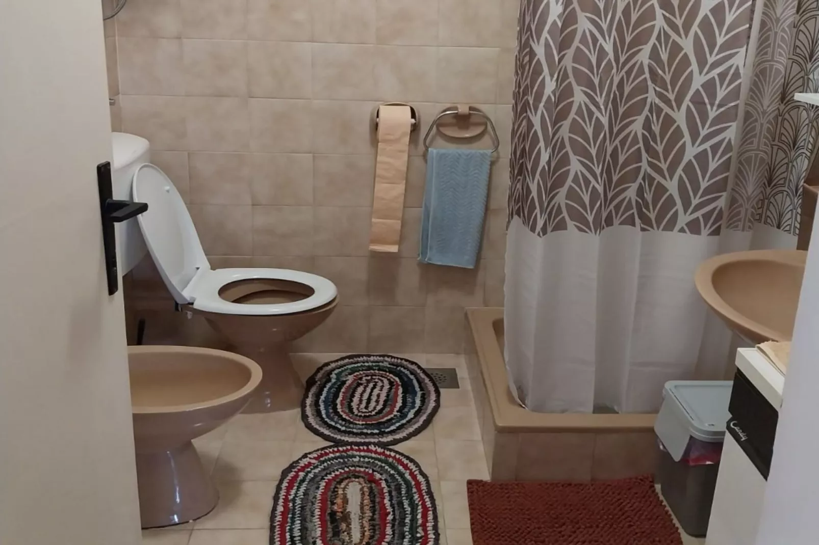 Holiday Home Marina - Two Bedroom Holiday Home with Terrace-Badkamer