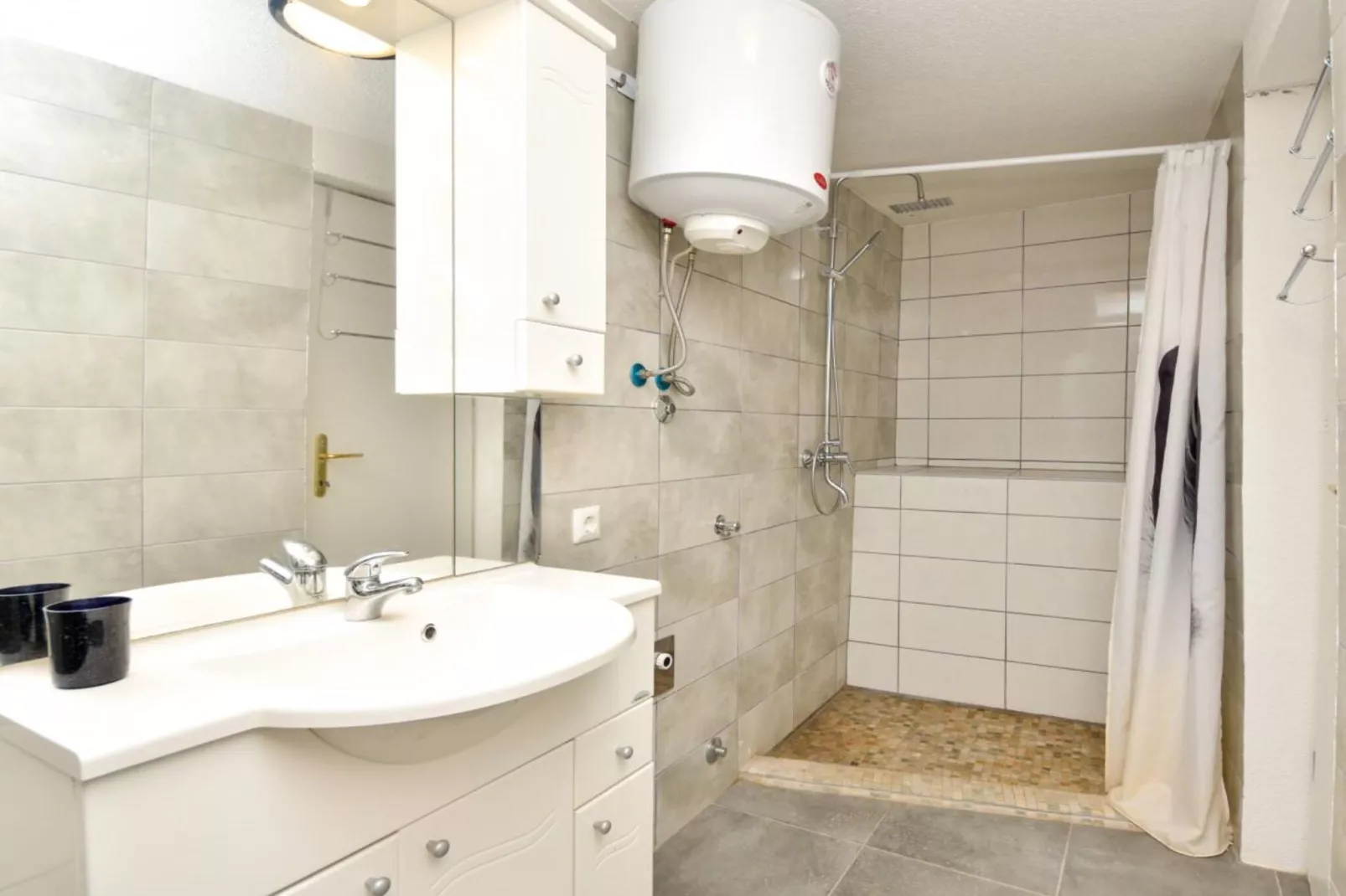 Apartments Robi & Kristina - One Bedroom Apartment with Sea View A1-Badkamer