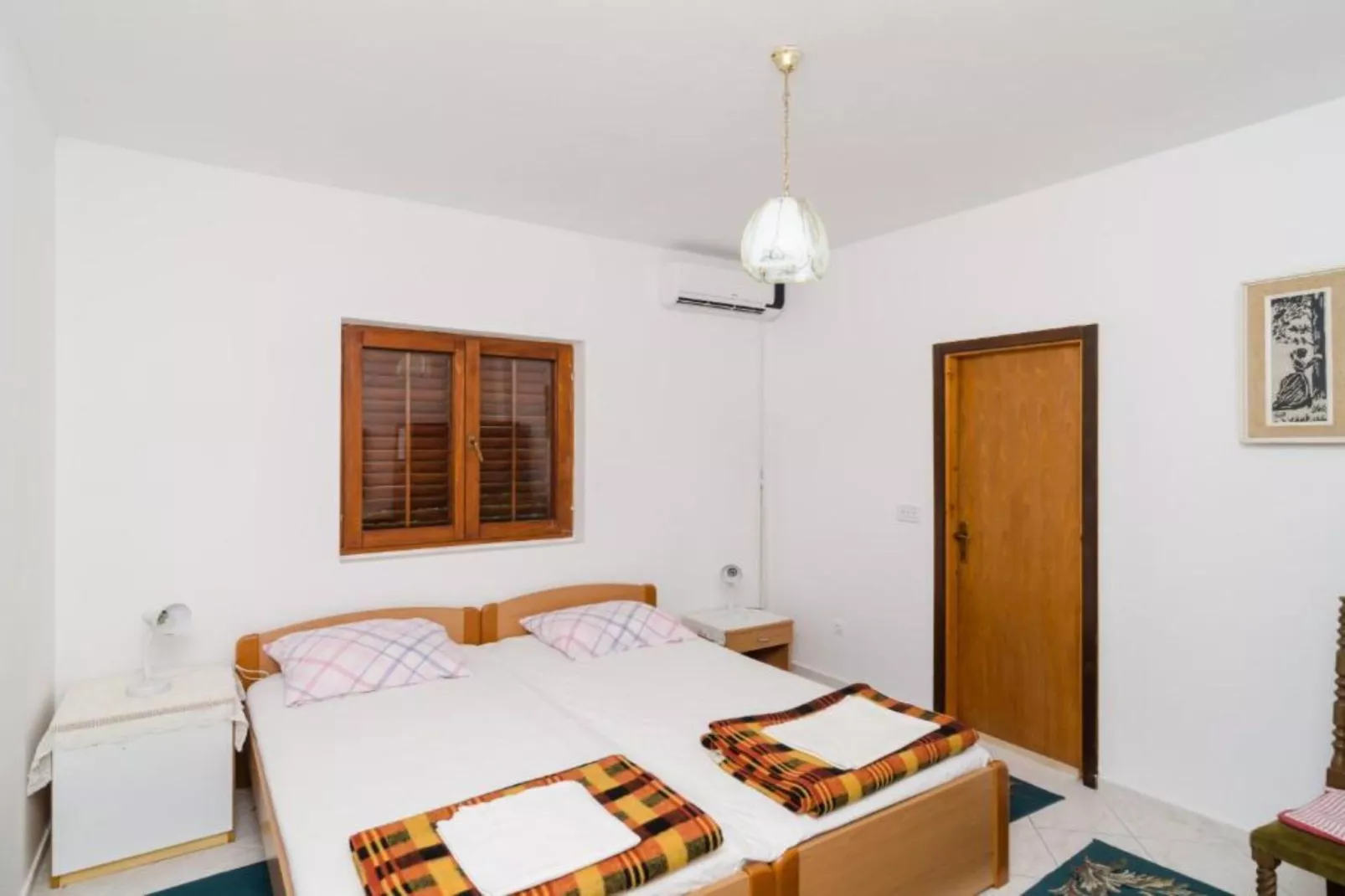 Guest House Sobra 38 - Studio with Balcony and Sea View-Slaapkamer