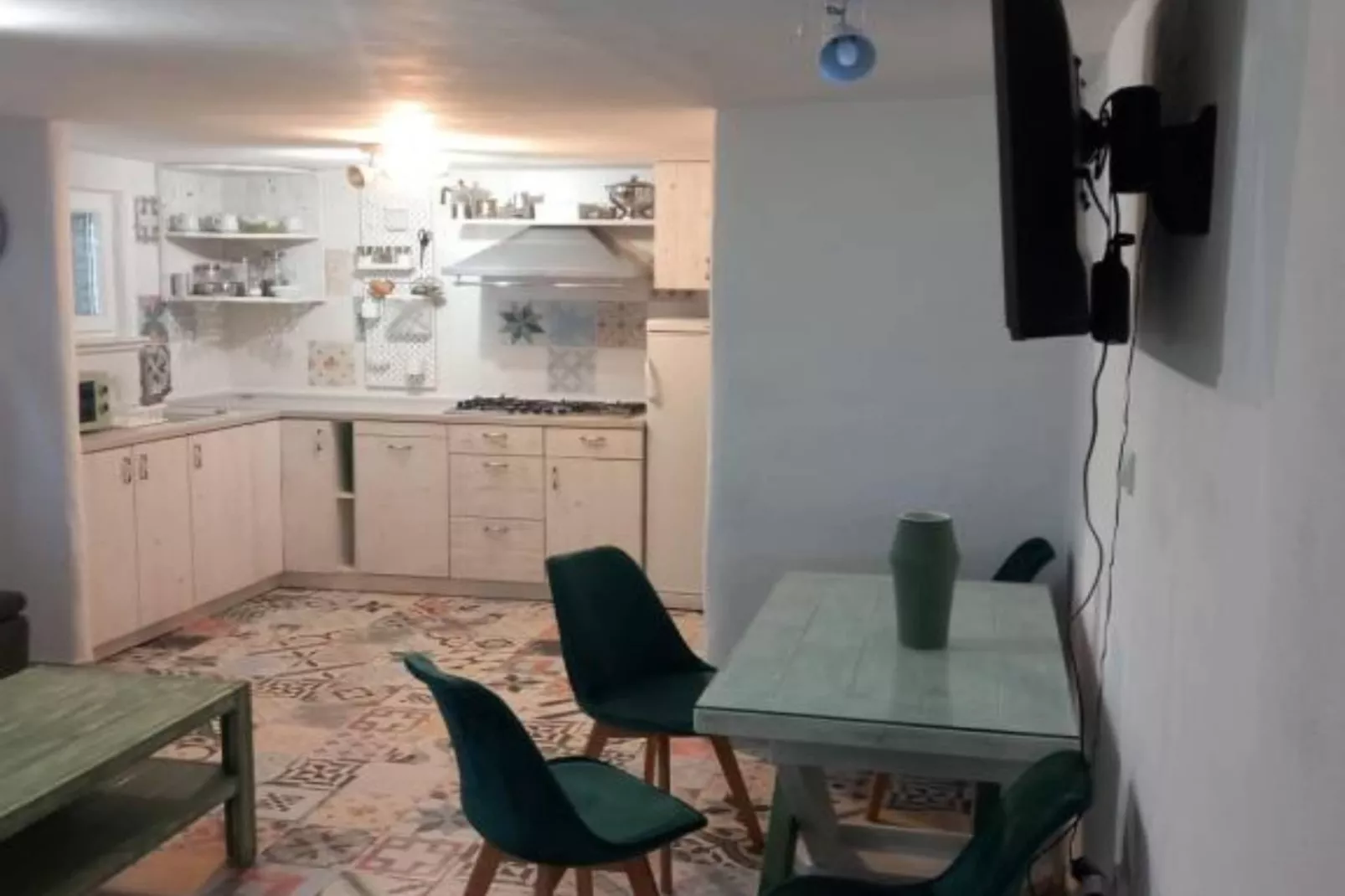 Guest House Green Corner Palit - One Bedroom Apartment-Eetkamer