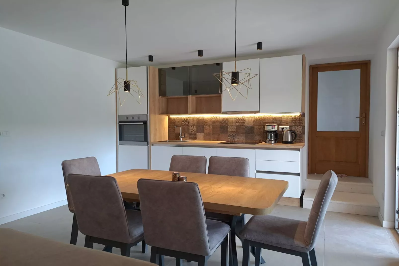 Three Bedroom Villa-Eetkamer