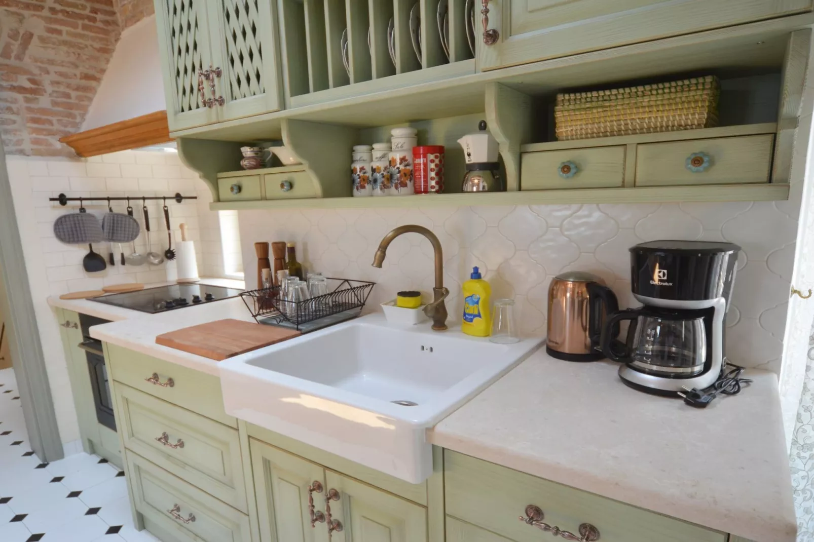 Serene Sea View Rovinj Apartment - Two Bedroom Apartment with Sea View-Keuken