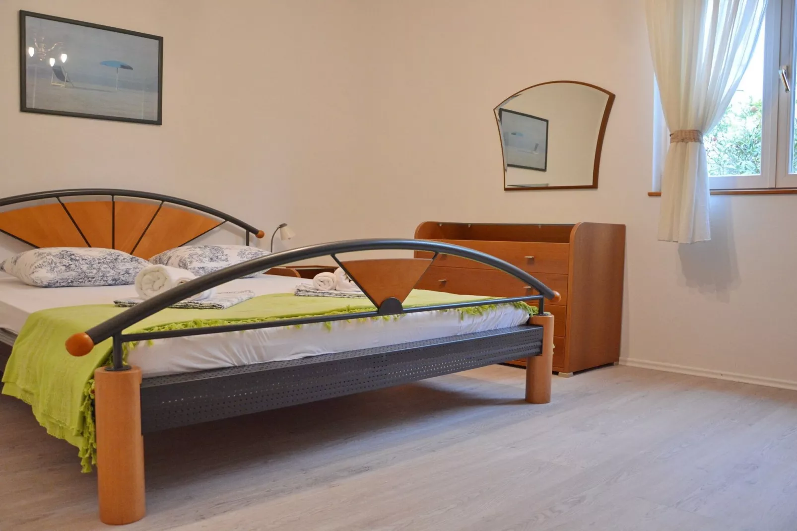 Blissful Bay Apartments Vrboska - Two Bedroom Apartment with Terrace (owner Kadulja)